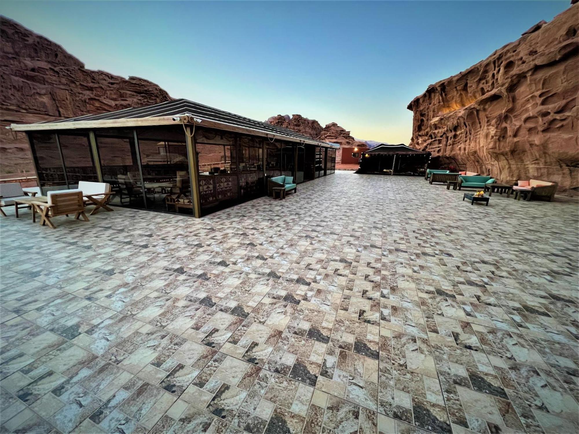 The Villas - Bedouin Boutique Resort Wadi Rum Extérieur photo