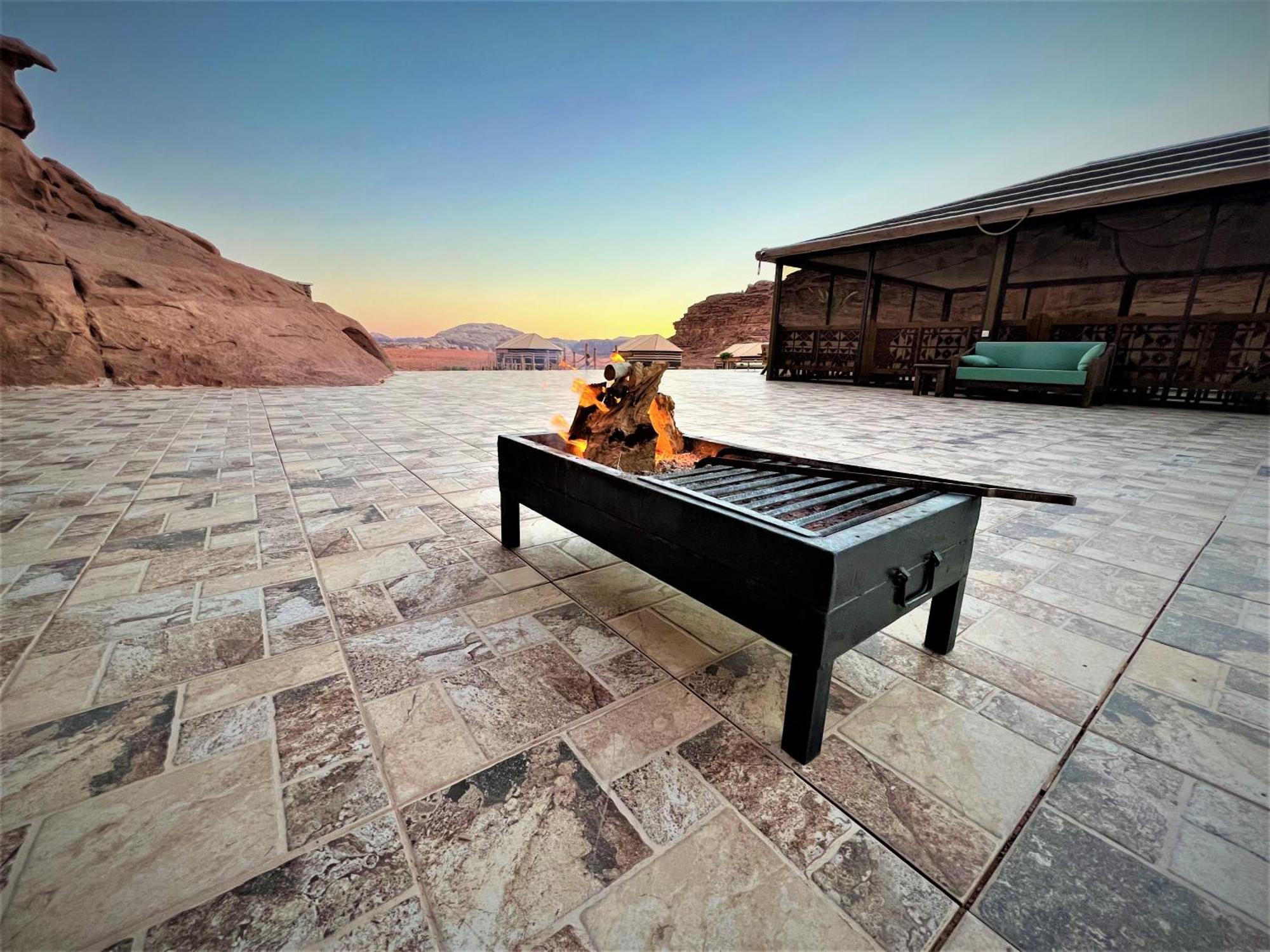 The Villas - Bedouin Boutique Resort Wadi Rum Extérieur photo